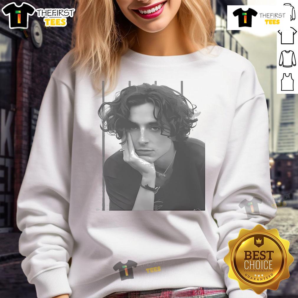 Hot Timothée Chalamet Portrait Sweatshirt Stylish portrait of Timothe Chalamet featured on a trendy sweatshirt, perfect for fans and fashion enthusiasts.