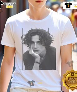 Stylish portrait of Timothe Chalamet on a trendy t-shirt, perfect for fans of the actor and fashion enthusiasts.