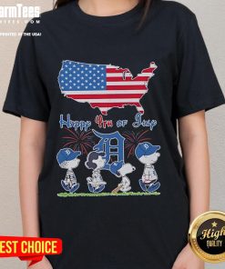 Detroit Tigers Snoopy and Friends celebrate July 4th with an American flag on a stylish ladies tee.