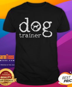 Nice dog school trainer wearing a Labrador Golden Retriever T-shirt, showcasing a love for dog training and breeds.
