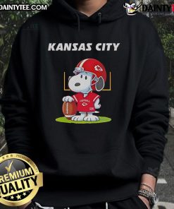 Alt Text: 2025 Nice Kansas City Chiefs X Peanuts Day hoodie featuring vibrant team colors and iconic Peanuts characters.