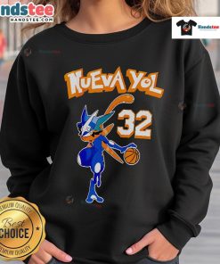 Comfortable Nice Nueva Yol 32 sweatshirt in stylish design, perfect for casual wear and street fashion enthusiasts.