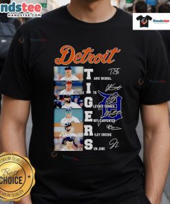Alt Text: Official Detroit Tigers T-Shirt featuring signatures of Tarik Skubal, Colt Keith, and Gleyber Torres.