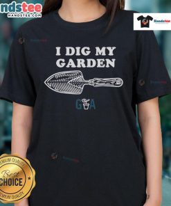 Official Gardening Australia 'I Dig My Garden' ladies tee featuring a vibrant design, perfect for garden enthusiasts.