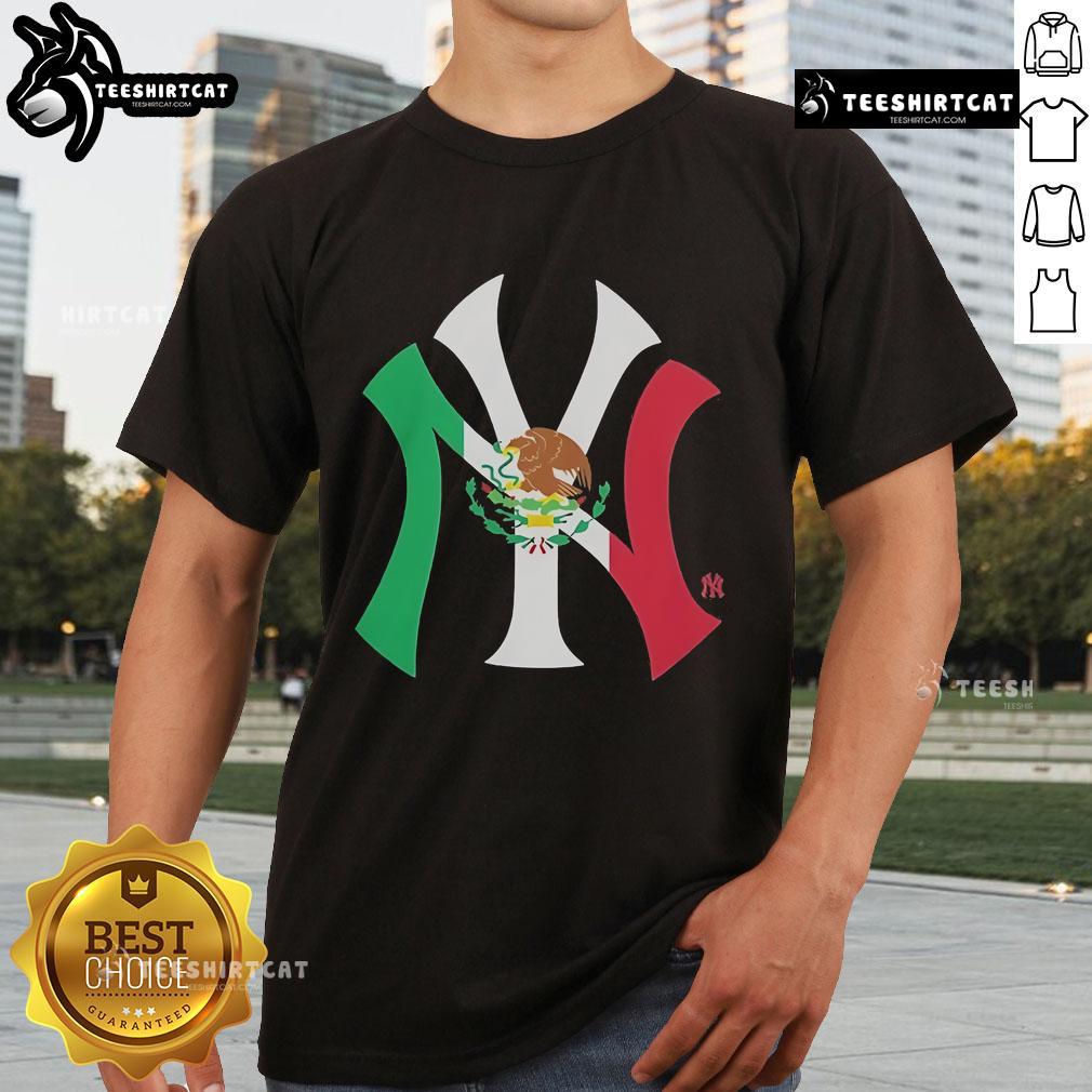 Official New York Yankees Mexican Flag Logo T Shirt Alt Text: Official New York Yankees Mexican Flag Logo T-Shirt featuring vibrant colors and iconic team branding.
