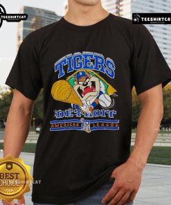 Official Taz-Mania Detroit Tigers American League vintage T-shirt featuring classic logo and retro design.