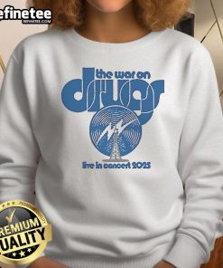 Official The War On Drugs Live In Concert 2025 sweatshirt featuring vibrant design, perfect for fans and concert-goers.