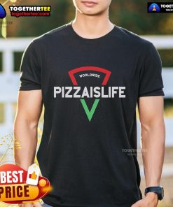 Official Worldwide Pizzaislife T-Shirt featuring a stylish design for pizza lovers, perfect for casual wear.