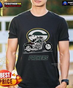 Original Snoopy and Woodstock driving a motorbike on a Green Bay Packers T-shirt, perfect for fans of both.