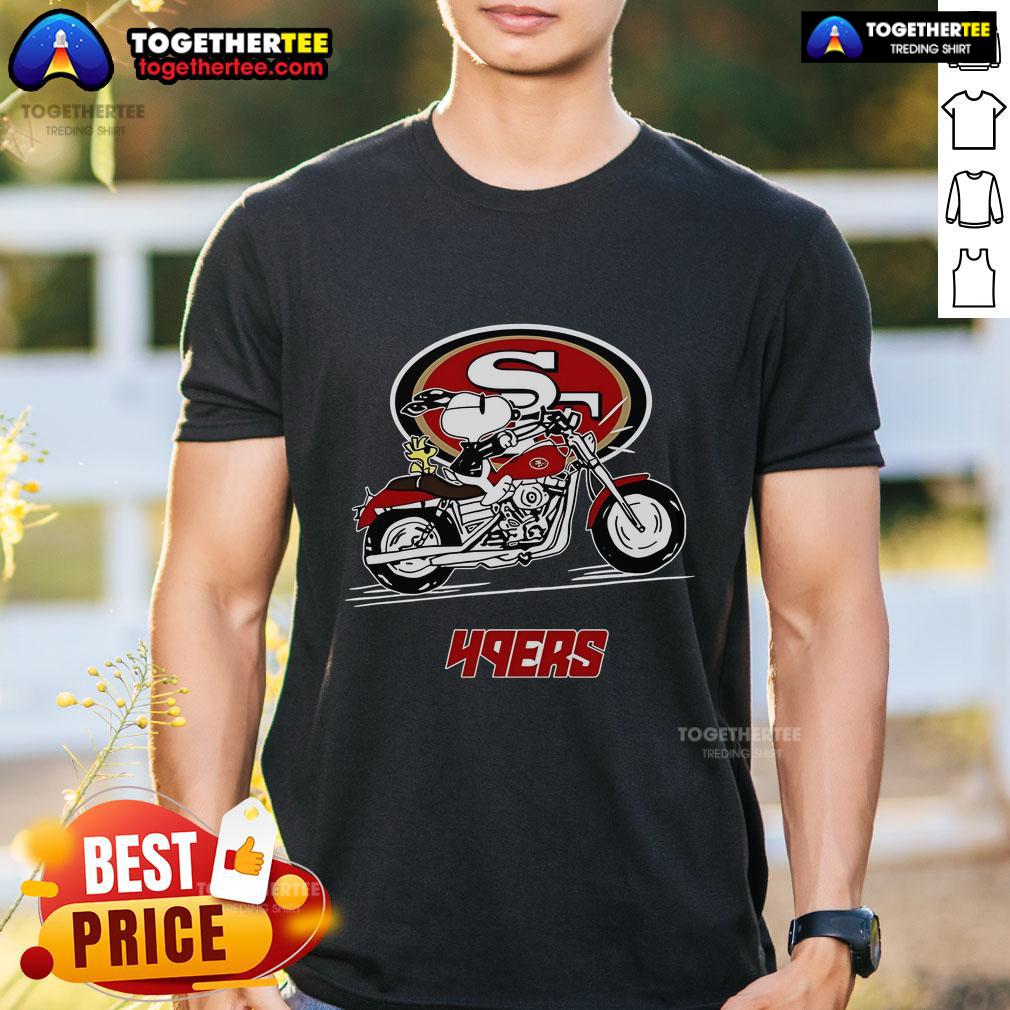 Original Snoopy And Woodstock Driving Motorbike San Francisco 49Ers T Shirt Alt Text: Original Snoopy and Woodstock driving motorbike on San Francisco 49ers T-Shirt, perfect for fans and collectors.