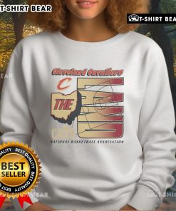Original Cleveland Cavaliers sweatshirt featuring team logo, perfect for NBA fans and cozy casual wear.