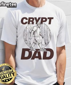 Premium Cryptdad T-Shirt featuring a stylish design, perfect for cryptocurrency enthusiasts and casual wear.