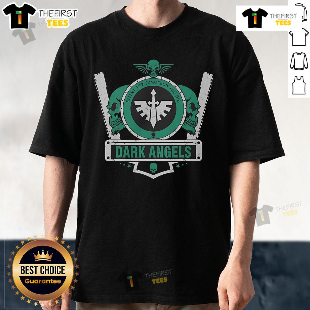 Premium Dark Angels Caliban Elite Shield T Shirt Premium Dark Angels Caliban Elite Shield T-Shirt featuring bold design and high-quality fabric for fans of Warhammer 40K.