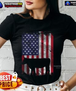 Vintage farm animal tee featuring a patriotic American flag cow for ladies, perfect for farmers and Americana lovers.