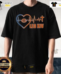 Alt Text: Top Chicago Bears Pope Leo XIV Heartbeat T-Shirt featuring a unique design for fans of the NFL team.