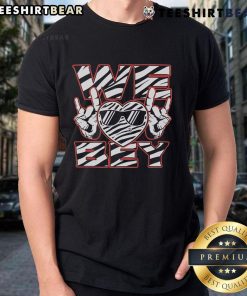 Top Chris Bey We Heart Bey T-Shirt featuring vibrant graphics and stylish design for fans of Chris Bey.