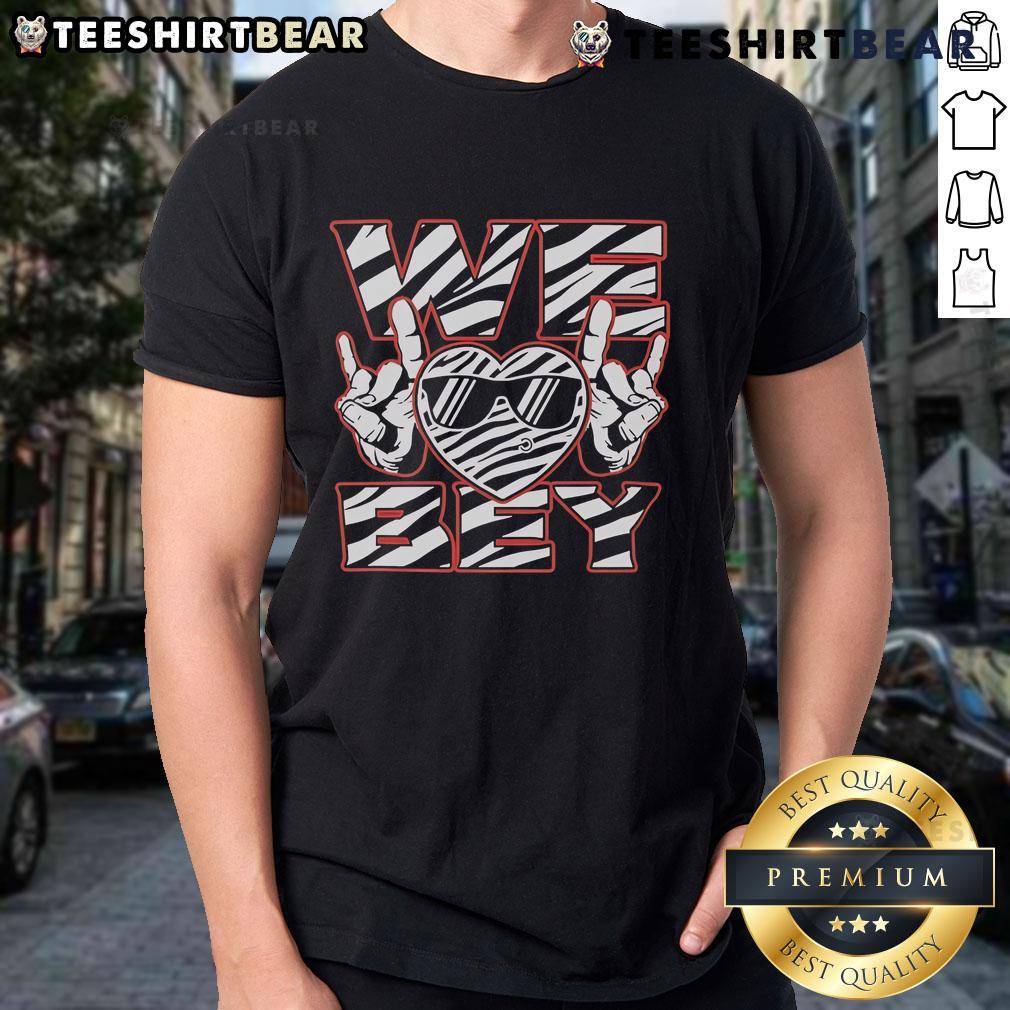Top Chris Bey We Heart Bey T Shirt Top Chris Bey We Heart Bey T-Shirt featuring vibrant graphics and stylish design for fans of Chris Bey.
