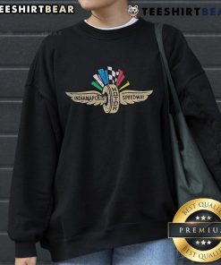 Alt Text: Top Indianapolis Motor Speedway wing wheel flag logo sweatshirt, featuring a stylish design for racing fans.