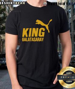 Top King Galatasaray T-Shirt featuring vibrant colors and the iconic team logo, perfect for fans and casual wear.