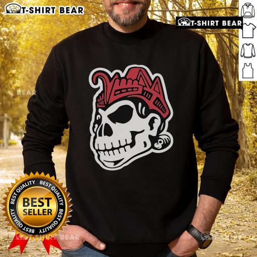 Skull decorative pillowcase sweatshirt featuring a bold design, perfect for home decor and stylish comfort.