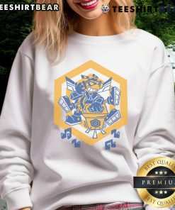 Awesome Buzzing Beats Sweatshirt in vibrant colors, perfect for music lovers and stylish streetwear enthusiasts.