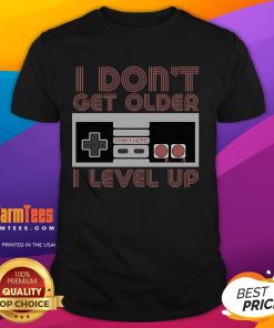Awesome I Don't Get Older I Level Up Retro Gamer T-Shirt featuring a vibrant gaming design for enthusiasts and collectors.