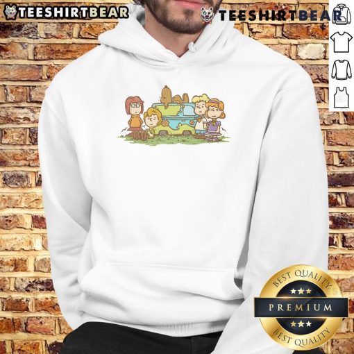 Awesome mysterious gang Scooby-Doo Peanuts hoodie featuring colorful graphics of Scooby-Doo and Peanuts characters.
