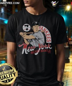 Awesome New York Yankees Mickey Mantle Signature T-Shirt featuring iconic design and bold graphics for fans.