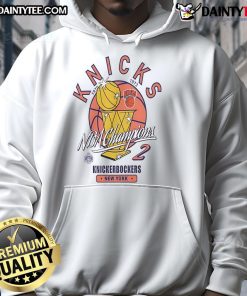 Vintage 1970-1973 New York Knicks NBA Champions hoodie featuring iconic team colors and logo.
