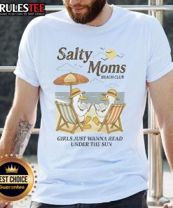 Good Salty Moms Beach Club T-shirt featuring a duck reading at the beach, perfect for beach-loving moms.