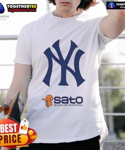 Alt Text: Official 2025 New York Yankees Sato Healthcare Innovation Day T-Shirt featuring team logo and innovative design.