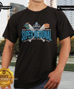 Official Auburn Tigers vs Coastal Carolina 2025 NCAA Baseball Super Regional T-Shirt featuring team logos and vibrant colors.