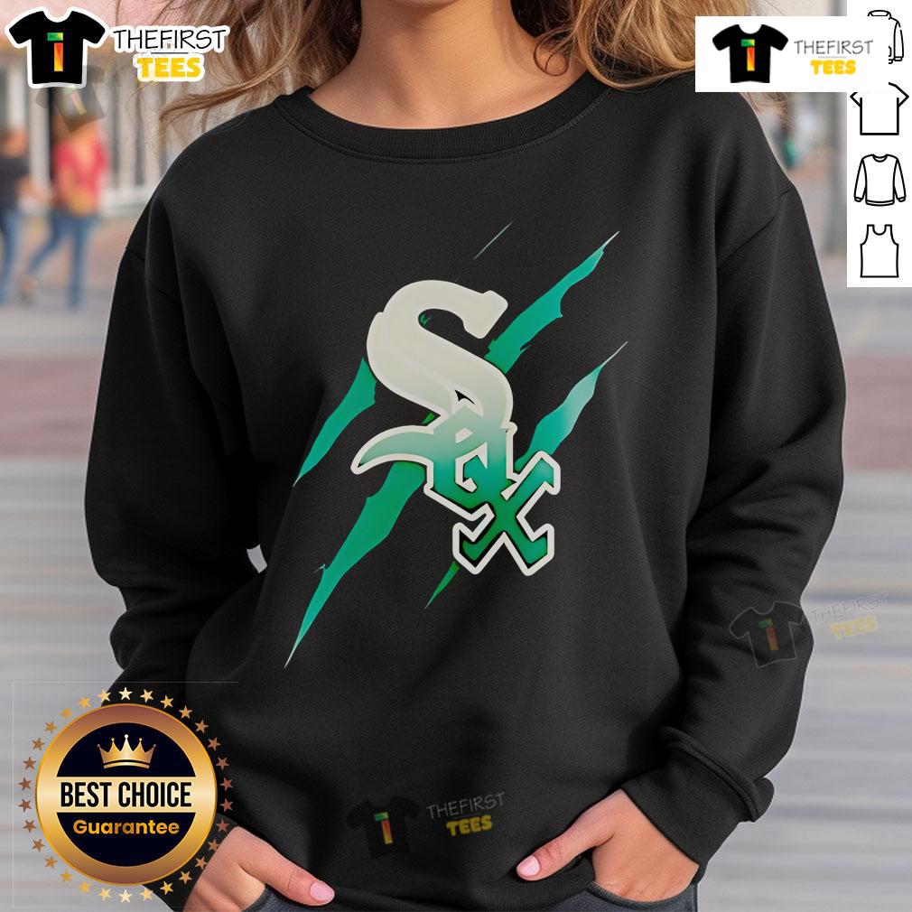 Official Jurassic World Rebirth Chicago White Sox Logo Sweatshirt Official Jurassic World Rebirth Chicago White Sox logo sweatshirt featuring vibrant graphics and comfortable design.