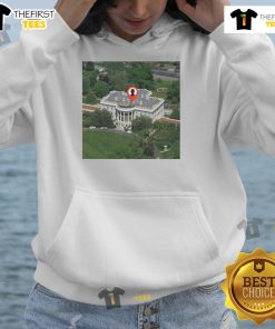 Official The White House Hoodie featuring a stylish design, perfect for fans of political apparel and souvenirs.