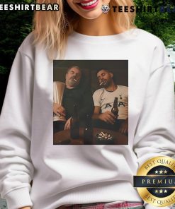 Alt Text: Official Tottenham Hotspur 2025 FC sweatshirt featuring the club logo and stylish design for fans.