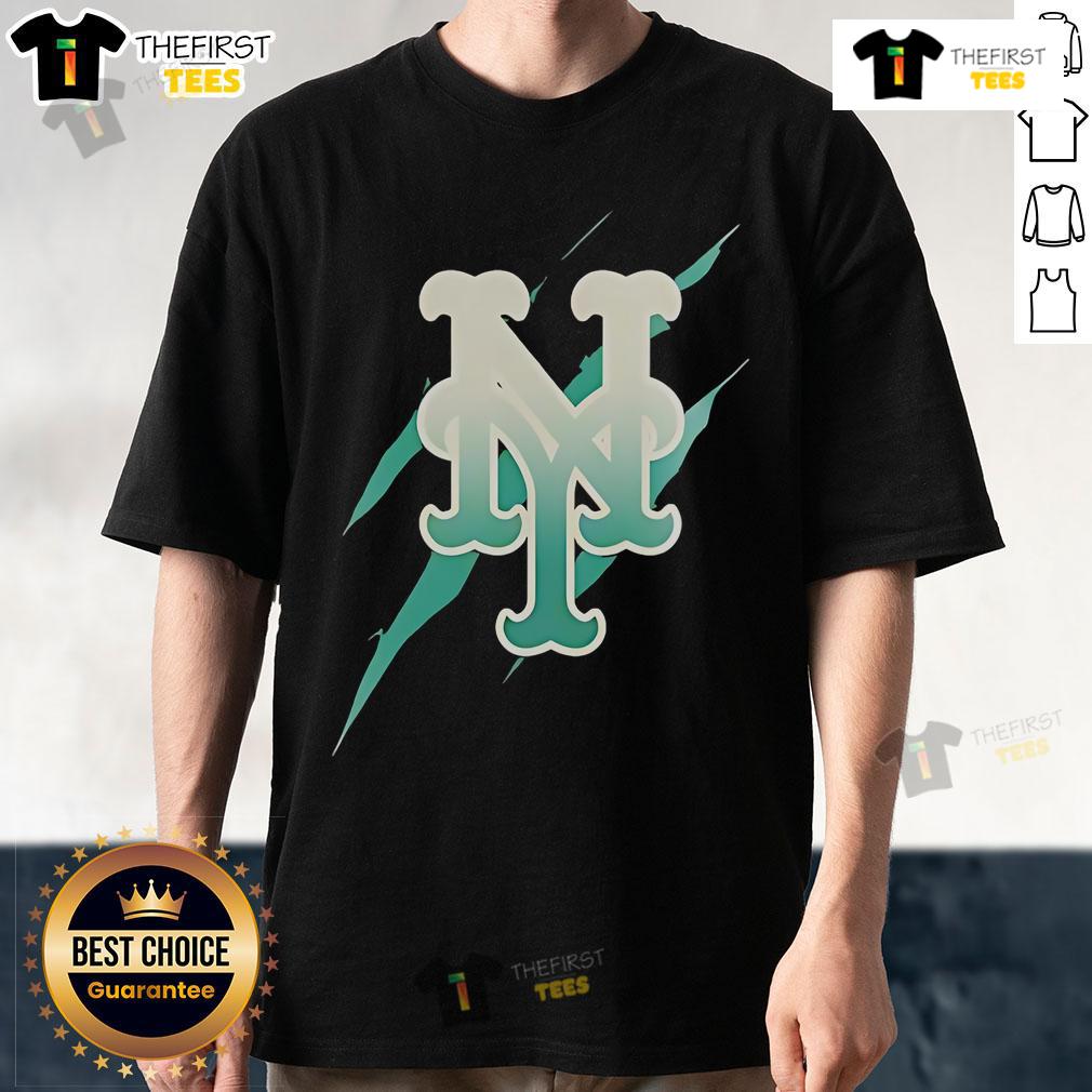 Original Jurassic World Rebirth New York Mets Logo T Shirt Original Jurassic World Rebirth New York Mets logo T-shirt featuring vibrant graphics and a unique design for fans.