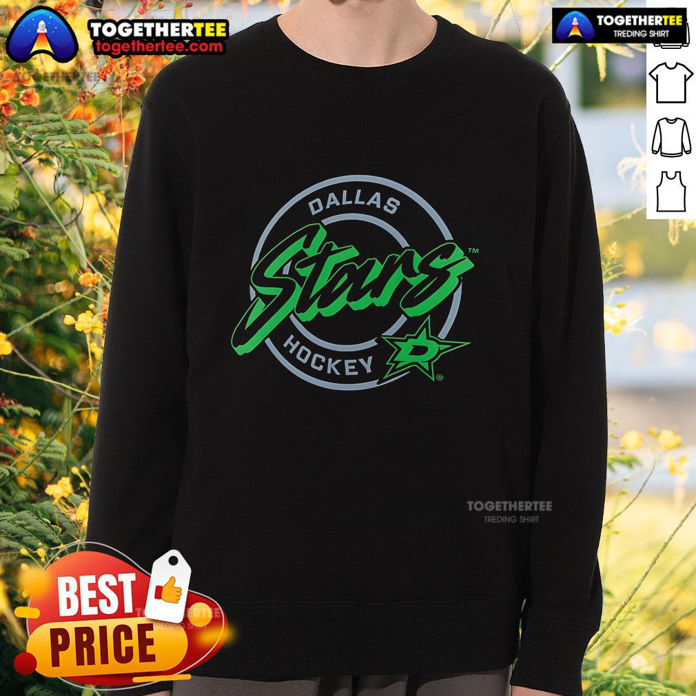 Premium Dallas Stars Hockey Colorblock Puck Logo Sweatshirt Alt Text: Premium Dallas Stars Hockey colorblock sweatshirt featuring the iconic puck logo, perfect for fans and casual wear.