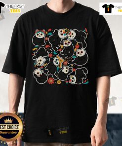 Stylish Pretty Catlaveras T-Shirt featuring vibrant cat skull design, perfect for cat lovers and unique fashion enthusiasts.