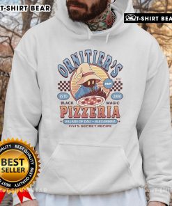Vintage Top Orniter Pizzeria hoodie in a stylish design, showcasing a retro pizza graphic and cozy fit.