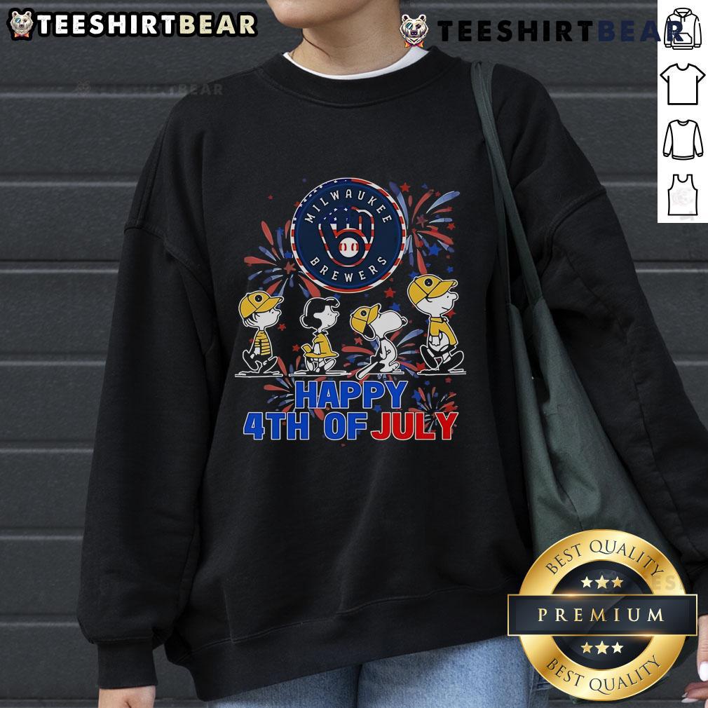 Top Peanuts Milwaukee Brewers Snoopy Charlie Brown Happy 4th Of July Baseball Sweatshirt Top Peanuts Milwaukee Brewers Snoopy Charlie Brown 4th of July baseball sweatshirt featuring festive design and vibrant colors.