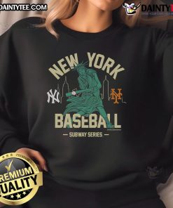 Alt Text: Awesome Mitchell & Ness black New York Yankees vs New York Mets Subway Series sweatshirt featuring Swinging Liberty design.