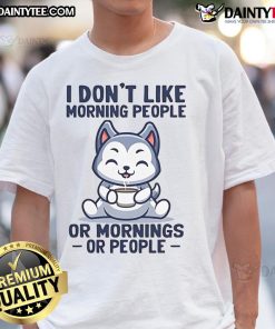 Cute Husky graphic on 'I Don't Like Morning People' t-shirt, perfect for dog lovers and sleep enthusiasts.
