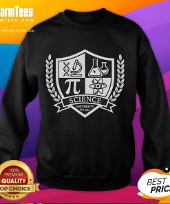 Good Science University Est 1543 sweatshirt featuring a classic design, perfect for students and alumni.