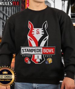 Alt Text: Cozy Hot Calgary Stampeders Stampede Bowl 2025 Sweatshirt in vibrant team colors, perfect for fans and chilly days.