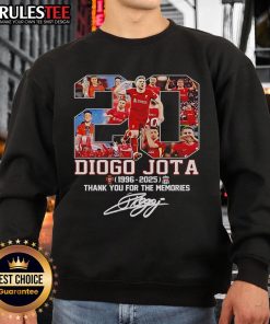 Diogo Jota Memorial Liverpool FC 2025 signature sweatshirt featuring club colors and player details.