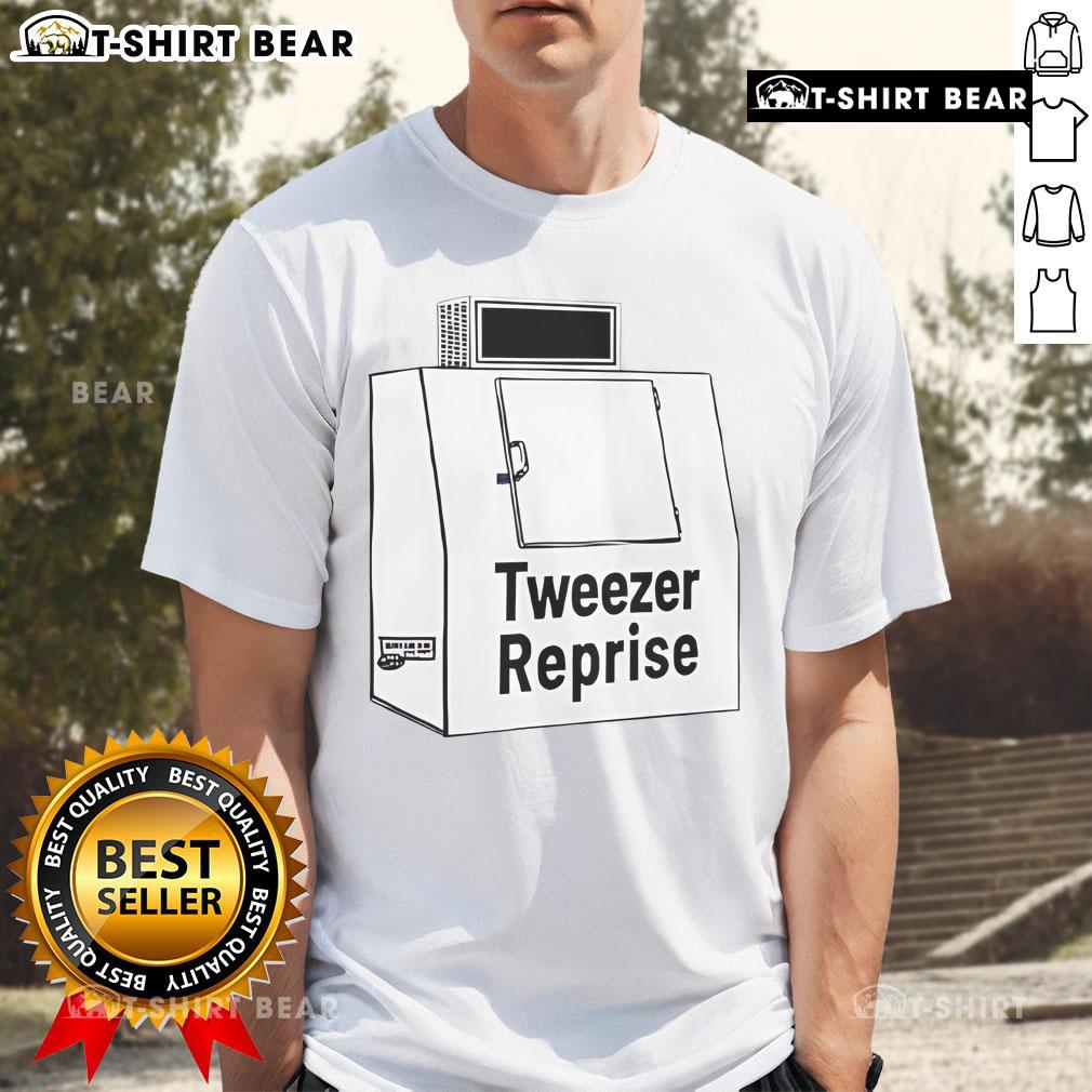 Nice Tweezer Repise T Shirt Nice Tweezer Repise T-Shirt featuring a stylish design and comfortable fit for music lovers and fashion enthusiasts.