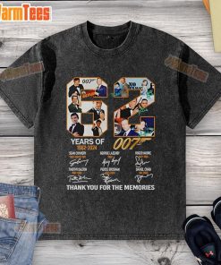 Official 62 Years of 1962-2024 T-Shirt with signatures, celebrating memories and nostalgia in a washed design.