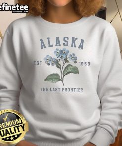 Official-Alaska-The-Last-Frontier-Forget-Me-Not-Flower-Graphic-Sweatshirt