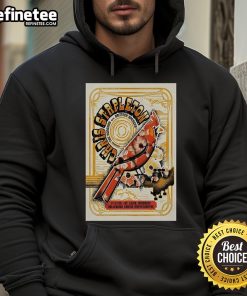 Official Chris Stapleton July 11, 2025 concert poster at Hollywood Casino Amphitheatre, St. Louis, MO, on a hoodie.