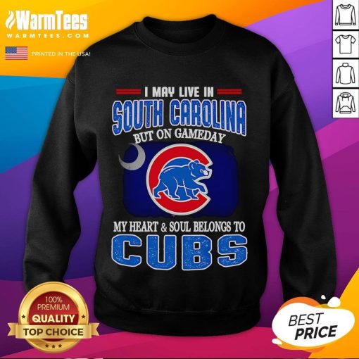 Chicago Cubs sweatshirt highlights love for the team, perfect for fans living in South Carolina on game day.